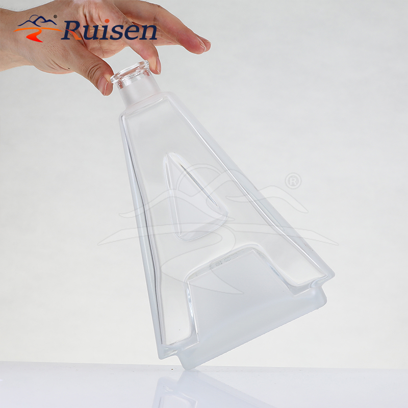 Unique Custom a Shape Bottle  clear Glass Spirit Drink Bottle 750 ml 