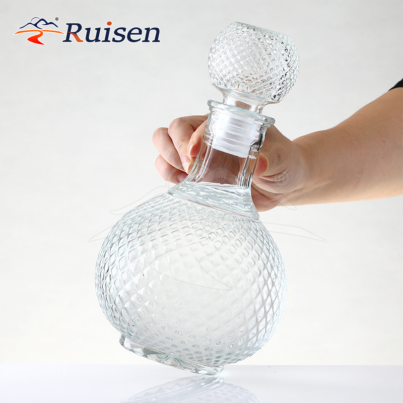 250ml 500ml 750ml 1000ml Factory Wholesale Transparent Homemade Whisky Brandy Dispenser Custom Empty Wine Bottle 