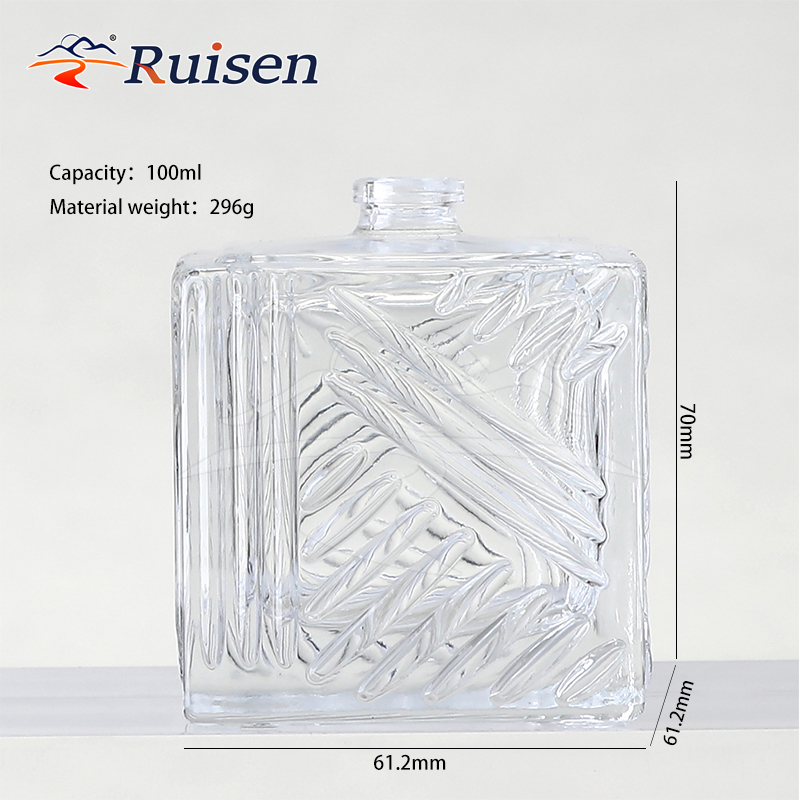 2025 New Hot Sale High-quality Empty Flint White Luxury 100ml Glass Perfume Bottle Packaging with Spray 