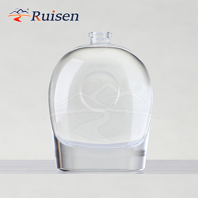 OEM 80ml Custom Glass Oval Perfume Bottle with Pump Sprayer Empty Perfume Bottles