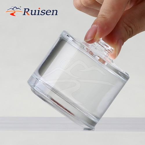 Portable 70mI Rectangle Cylinder Fragrance Glass Cosmetic Perfume Bottle 15mm Neck Size with Pump Sprayer Flat Shape