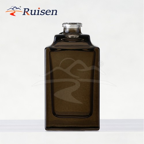 Transparent Black Perfume Bottle Crystal White Glass 50ml square Black Bayonet Thick Bottom Spot Perfume Bottle