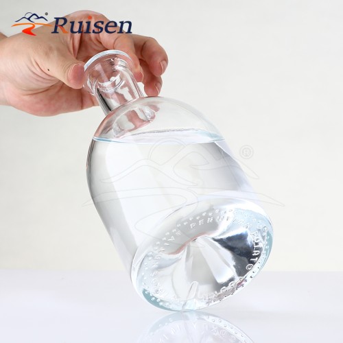 High-end Crystal Glass Bottle Food Grade 700ml Round Shape Crystal White Liquor Glass Bottle