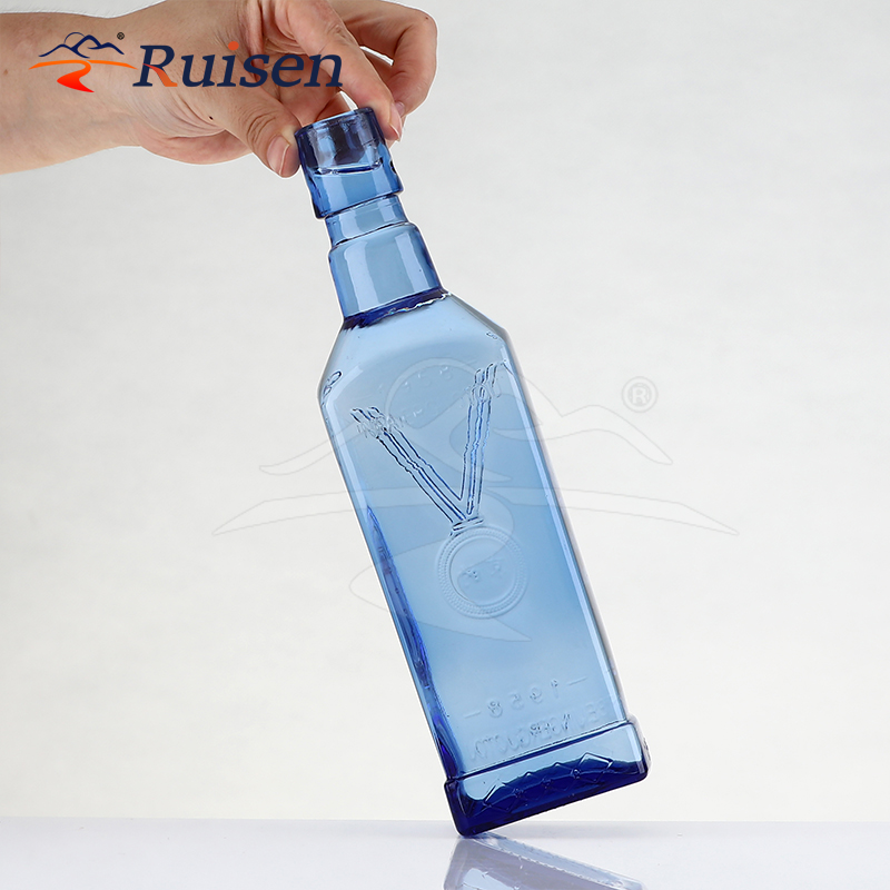 500ml Custom Design Embossed Logo Square Blue Glass Empty Bottle for Beverage Liquor Alcohol 