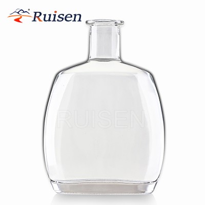 Hot-selling custom logo transparent glass bottle brandy glass bottle with stopper 750ml