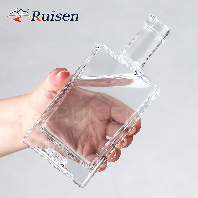 Customized Square White Wine Gin Glass Bottle 500ml 