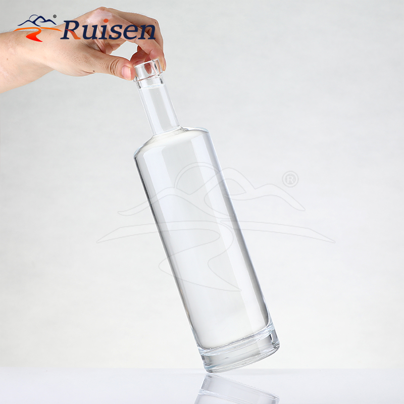 Custom Luxury 350ml 500ml 700ml 750ml 1000ml Rum Vodka Whisky Liquor Gin a Garrafa La Spirit Glass Bottle 