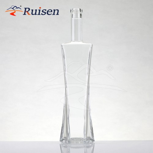 Customize 750ml 75cl Unique Shaped Square Shoulder Super Flint Rum Vodka Whisky Glass Bottle With Cork