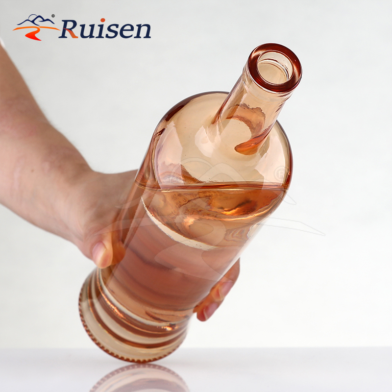 Factory High Quality Glass Vodka Bottles Spray Color Fancy Liquor Whiskey Spirit Bottle 700ml 750ml Glass Bottle 