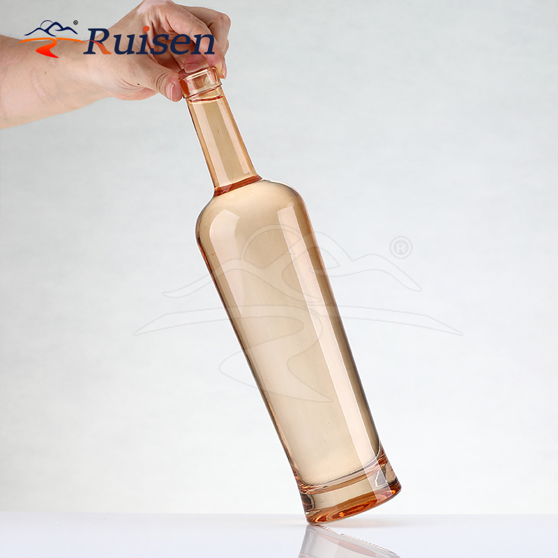 Factory High Quality Glass Vodka Bottles Spray Color Fancy Liquor Whiskey Spirit Bottle 700ml 750ml Glass Bottle 