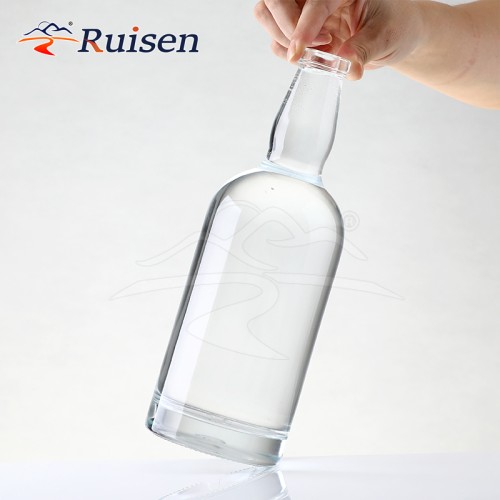 High Quality Transparent Glass Bottle Vodka Whiskey Brandy Rum Glass Bottle 750ml with Cork