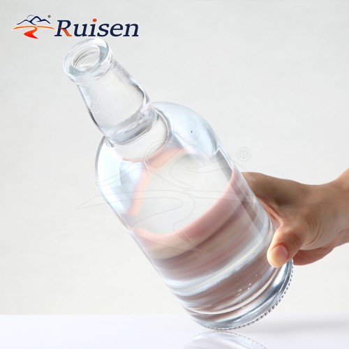 High Quality Transparent Glass Bottle Vodka Whiskey Brandy Rum Glass Bottle 750ml with Cork