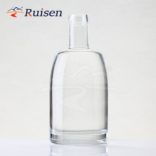 Custom Unique Design 700ML Resealable Tequila Packaging Bottles Glass Gin Liquor Rum Alcohol Bottles Cork Sealing