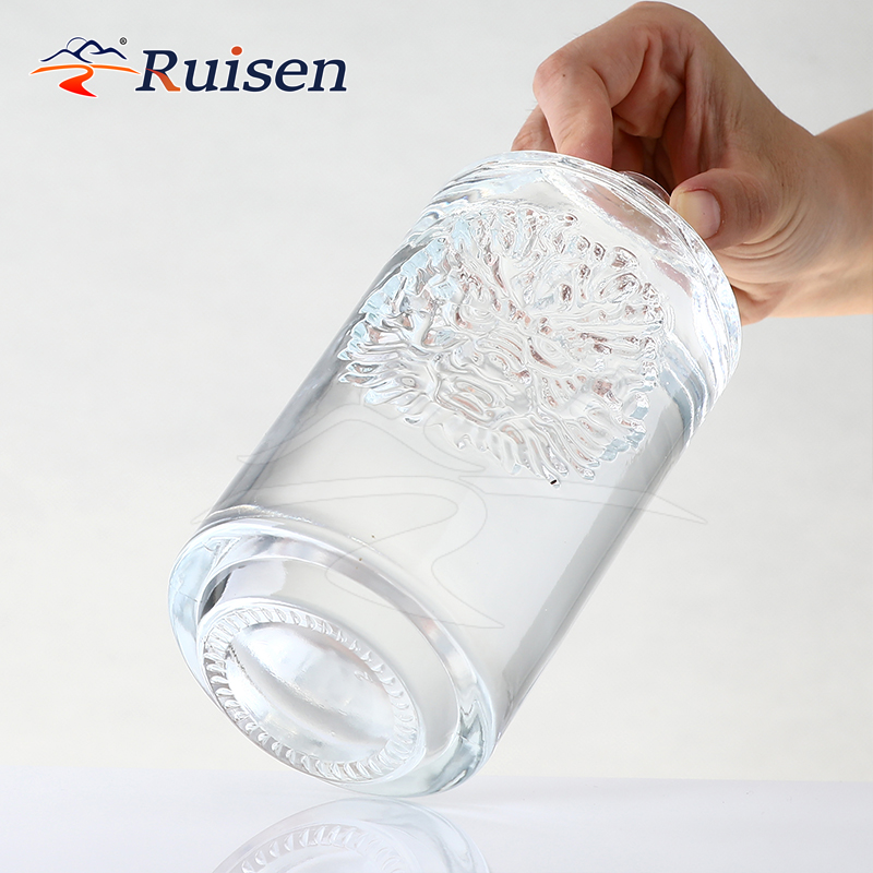 Custom Logo Round Shaped Tiger Engraved Lead-Free Glass Whiskey Decanter for Tequila and Brandy with Cork Sealing 