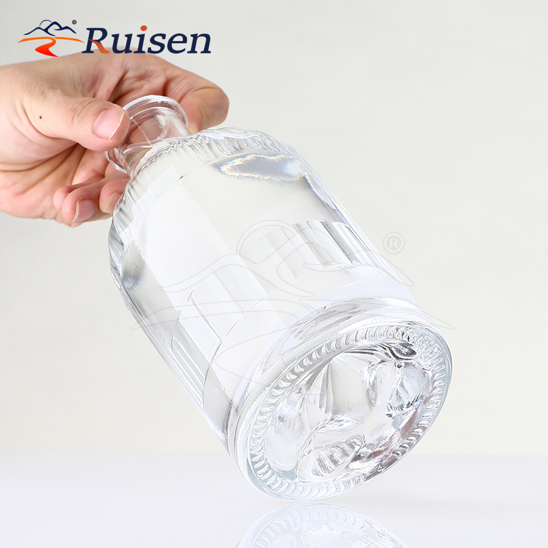 Vodka Bottle Wine Bottle 500ml Gin Bottle Glass Mountain Bottom Modeling Print 