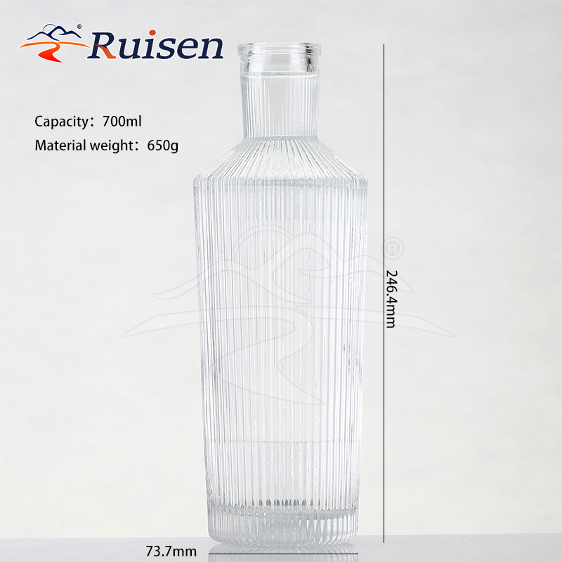 Luxury Customized Stripe Design 750ml Clear Glass Gin Rum Bottle Cork Lid 700ml 500ml Brandy 1000ml Capacity Tequila Bottle 