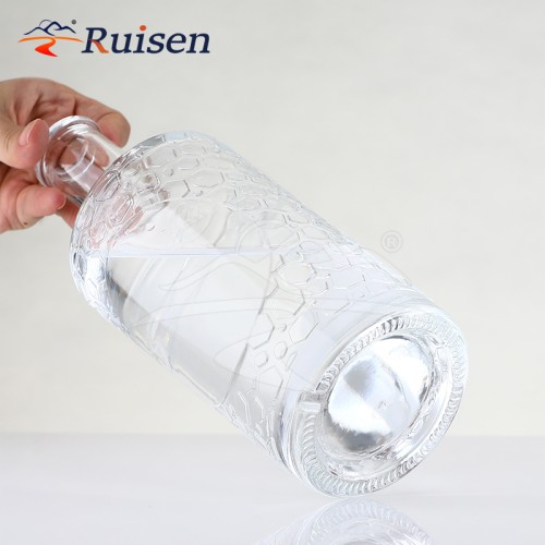 Wholesale Custom High Quality 500ml 700ml 750ml 1L Glass Tequila Gin Rum Whiskey Vodka Bottles Cork Popular Liquor Containers