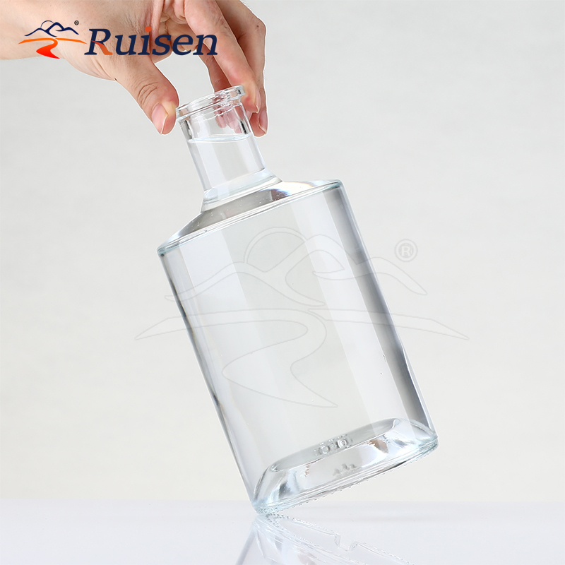 700ml Cylindrical Shape Glass Thin Bottom Bottles 750ml Whiskey Bottle for Liquor Tequila 1L Vodka Glass Bottle 1000ml With Cork 