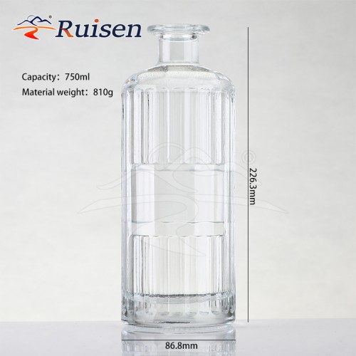 Custom Vertical Line 700ml Glass Liquor Bottle for Vodka Gin Whisky Spirit Bottle With Cork Top