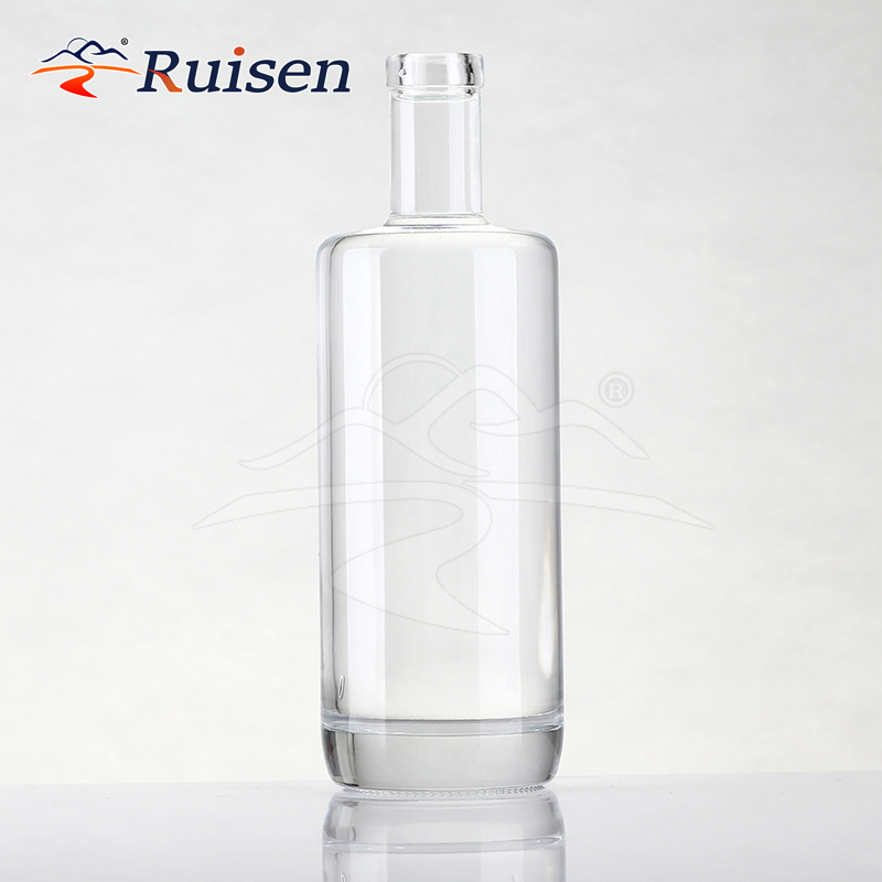 High Quality Custom Transparent 500ml 700ml 750ml Spirits Liquor Bottle Whiskey Gin Vodka Tequila Rum Bottle 