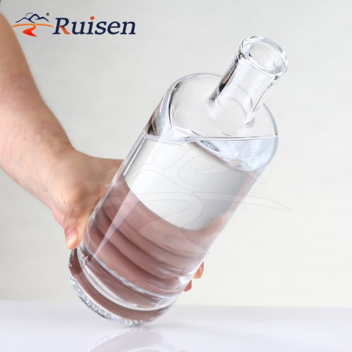 High Quality Custom Transparent 500ml 700ml 750ml Spirits Liquor Bottle Whiskey Gin Vodka Tequila Rum Bottle