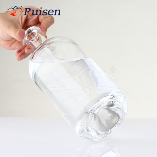 High Quality Hot Glass Bottles with Crown and Screw Cap for Rum Whisky Vodka Baijiu Flat Shape
