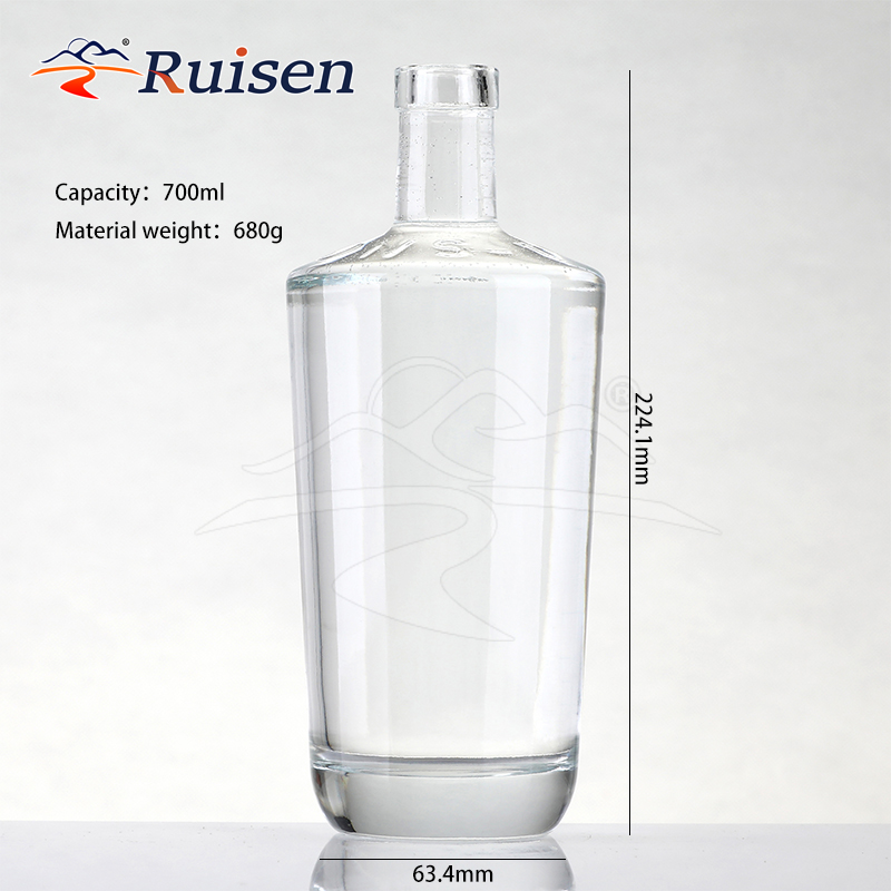 China Factory 500Ml 750Ml Transparent Whisky Brandy Spirit Liquor Glass Bottle Vodka Liquor Supplier 