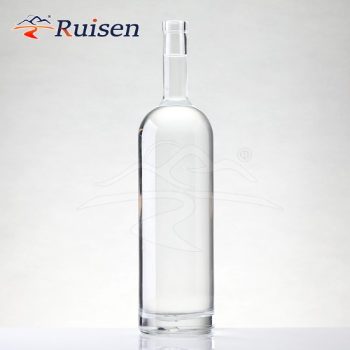 Best Sealing Empty 750ml Rum Vodka Gin Liquor Glass Bottle with Super Flint Material