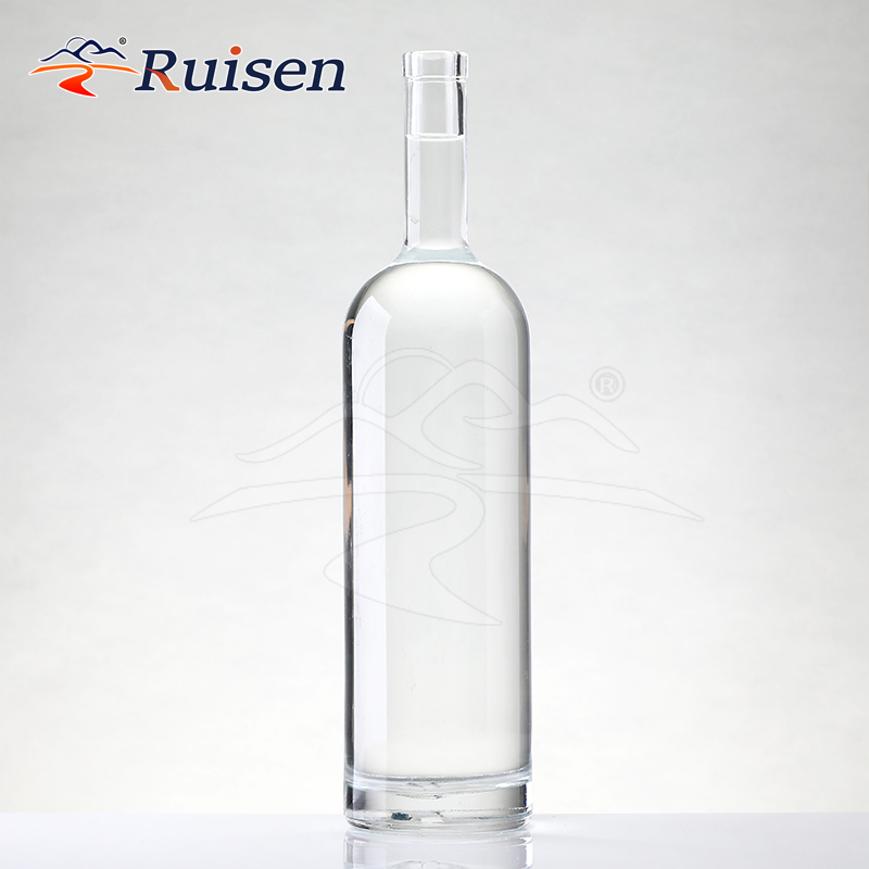 Best Sealing Empty 750ml Rum Vodka Gin Liquor Glass Bottle with Super Flint Material 
