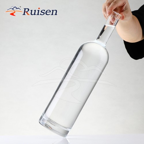Best Sealing Empty 750ml Rum Vodka Gin Liquor Glass Bottle with Super Flint Material