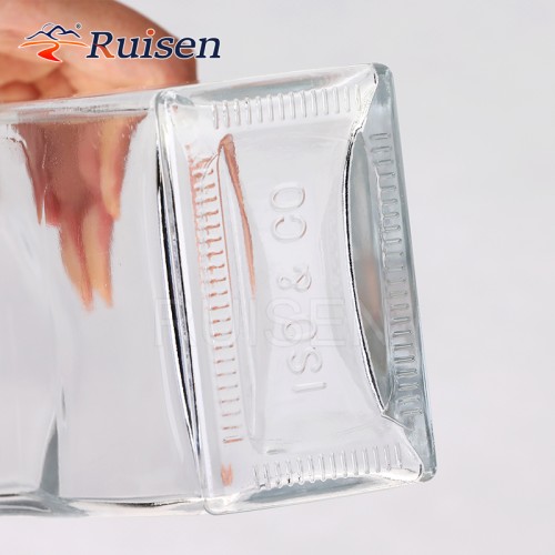 Top glass wine bottle empty free shape square flat whiskey glass bottle 1500ml