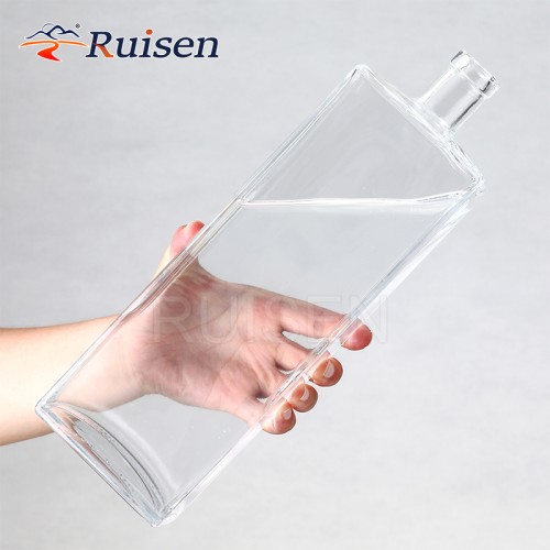 Top glass wine bottle empty free shape square flat whiskey glass bottle 1500ml