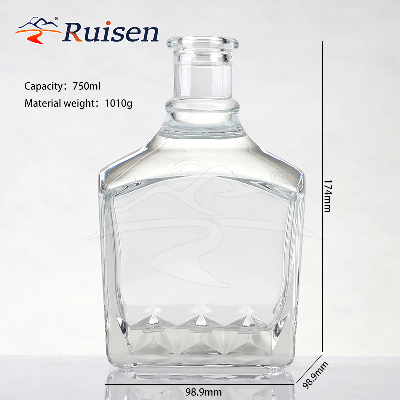 Premium Square Glass Bottles - Customised Whisky / Vodka Glass Bottles in various sizes 750ml 