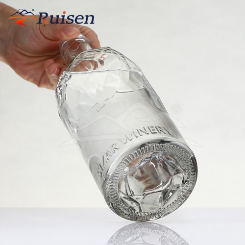 Highend Luxury Round Bottle With Textured Glass Bottle 800ml 750ml Glass Bottle Cork Stopper for Vodka Whiskey Customizable logo