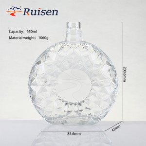 Wholesale China Factory 700ml Empty Round Vodka Spirit Whisky Wine Glass Bottle for Liquor With Cork 