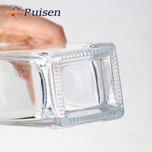 High clarity textured long neck glass bottle 700ml