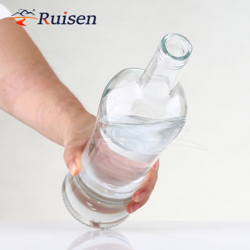 Bar Top Factory Price clear Glass Bottles 700m 750ml Gin Whiskey Vodka Spirit Glass Bottle 500ml 1000ml for Liquor Rum