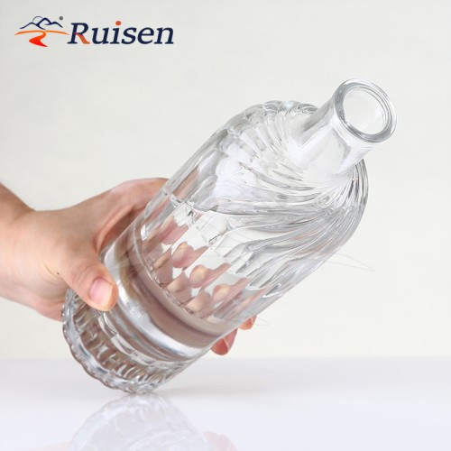 High Quality Clear Empty Vodka Spirit Bottle Wisky Glass Bottle 1000ml Luxury Liquor Bottle