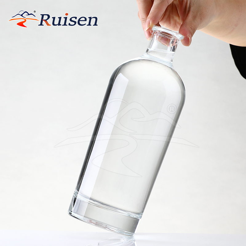 Affordable Price 750ml700ml Round Short Neck Cork Mouth Thick Bottom Glass Bottle for Brandy Ginscreen Printing Spray Colour 