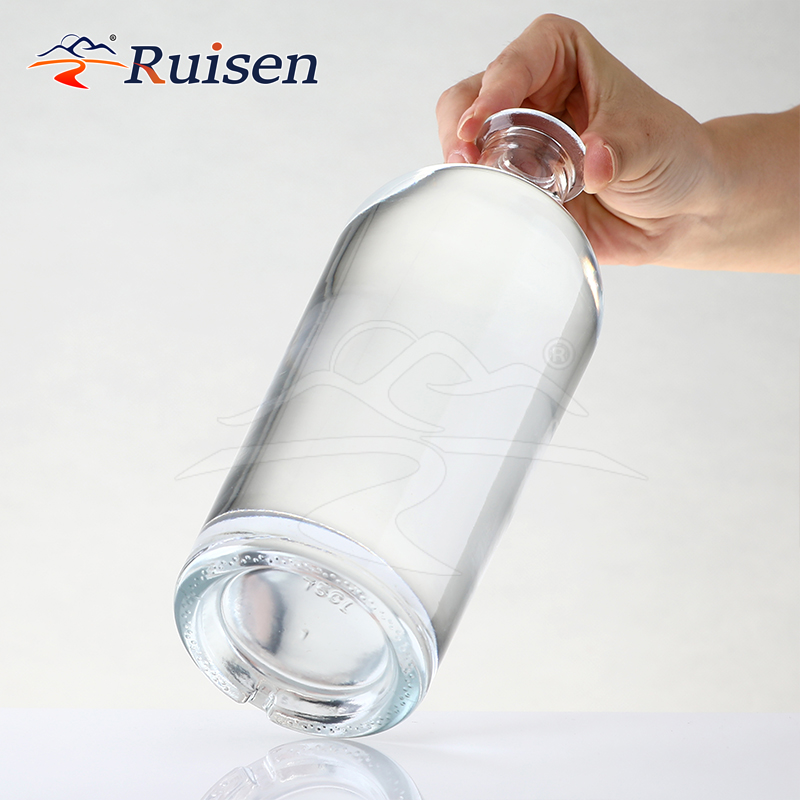 Affordable Price 750ml700ml Round Short Neck Cork Mouth Thick Bottom Glass Bottle for Brandy Ginscreen Printing Spray Colour 