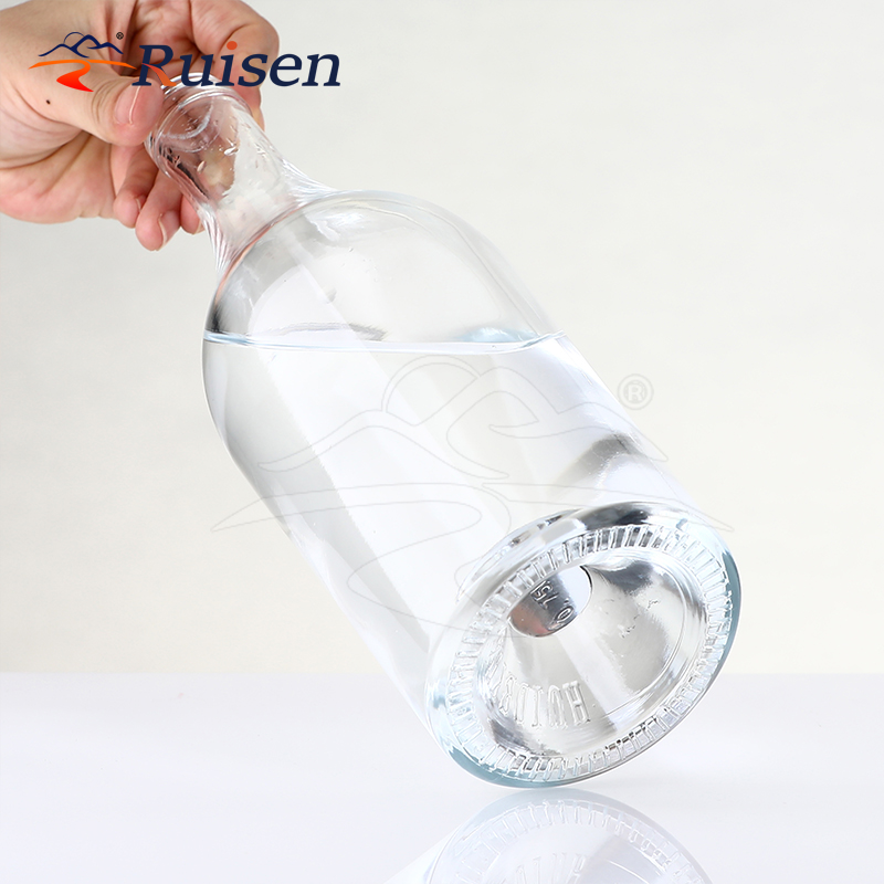 Hot Sale 375ML 500ML 700ML 750ML Glass Bottle for Vodka, Gin, Rum and Tequila. 