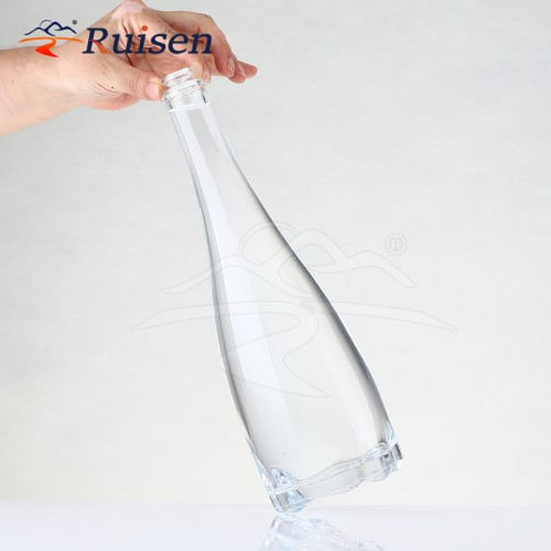 Customized 650ml Round Long Neck Rose Bottom clear Glass 500ml 750ml Whiskey Vodka Tequila Bottle With Crown Cap Free Sample